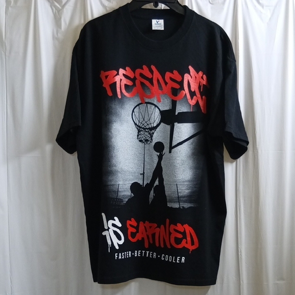 Black Graphic T-Shirt - Picture 1 of 2